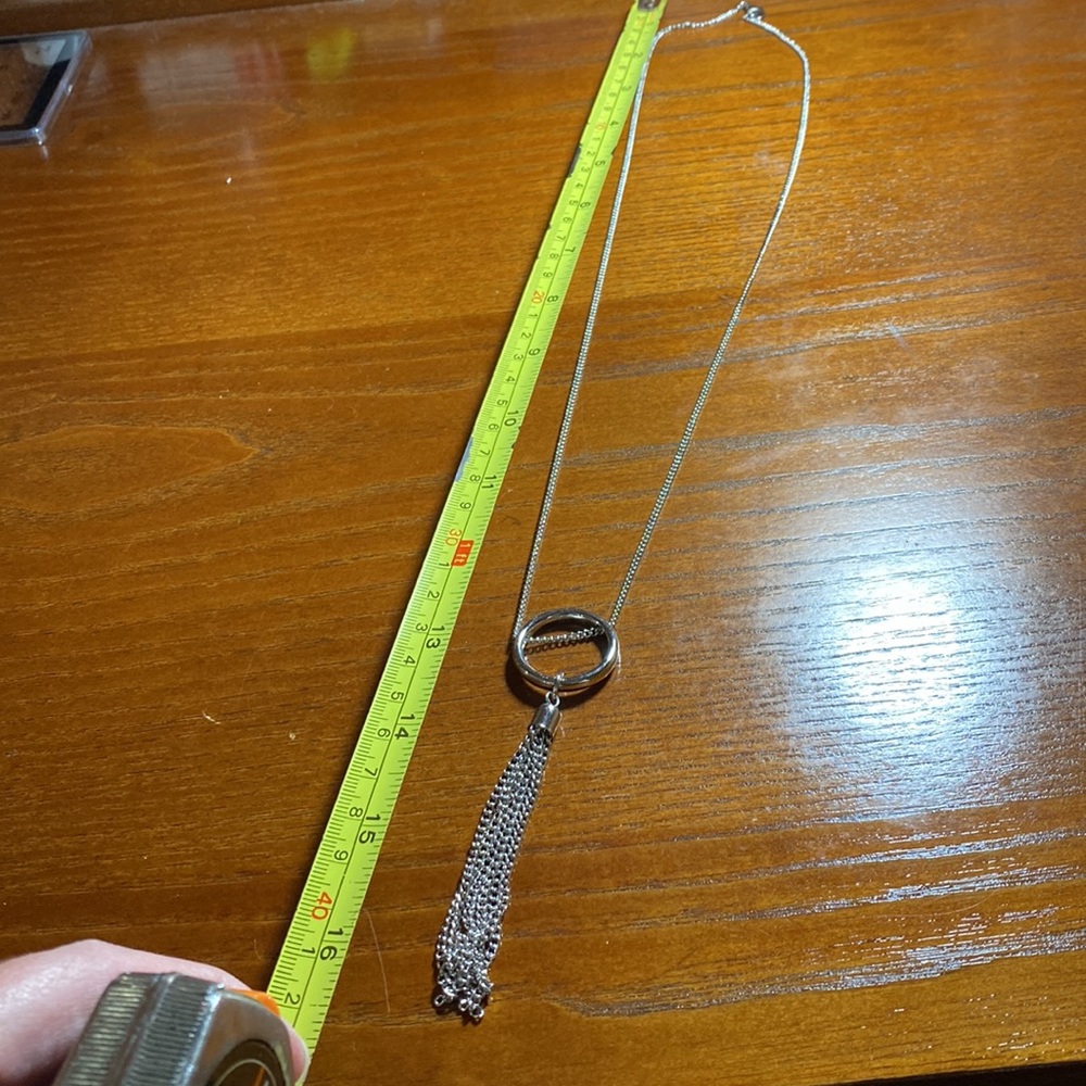 Long statement necklace - Picture 2 of 2